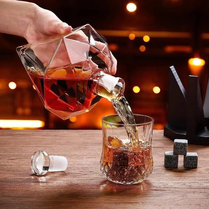 Decanter de Vidro em Formato Diamante com Suporte de Madeira Lenogue
